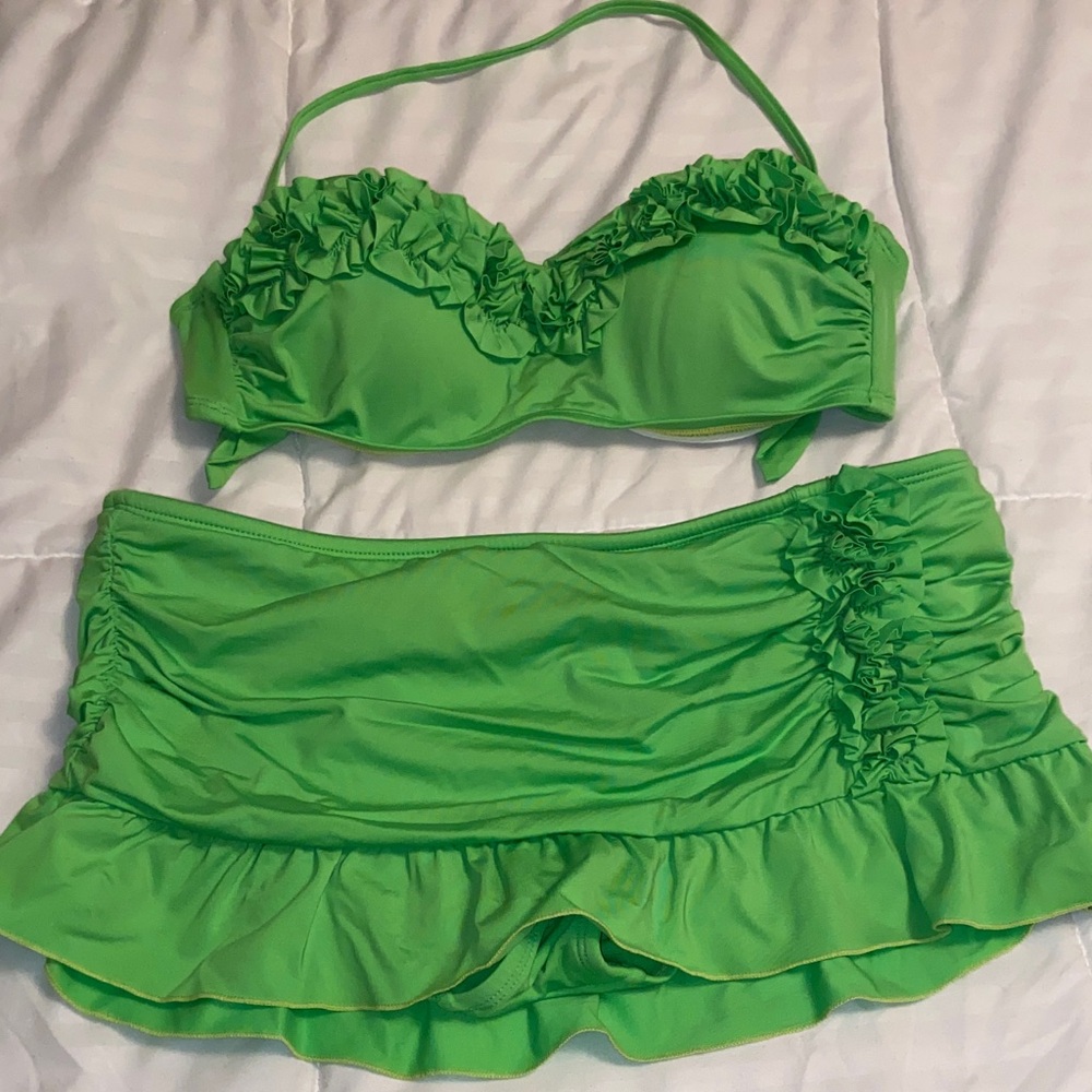 Kenneth Cole New York Vibrant Green Swimwear